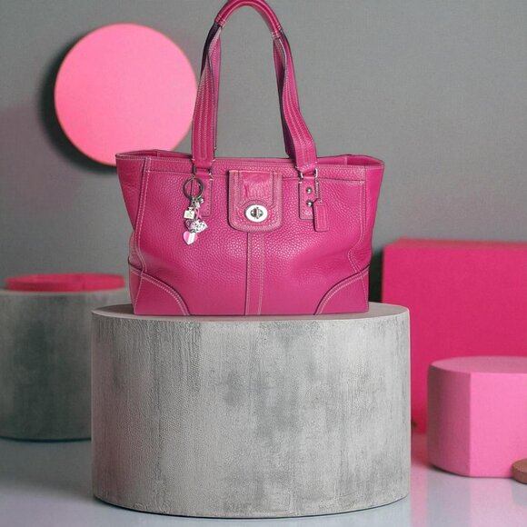 Coach Hamptons turnlock Satchel in hot pink - Picture 10 of 12